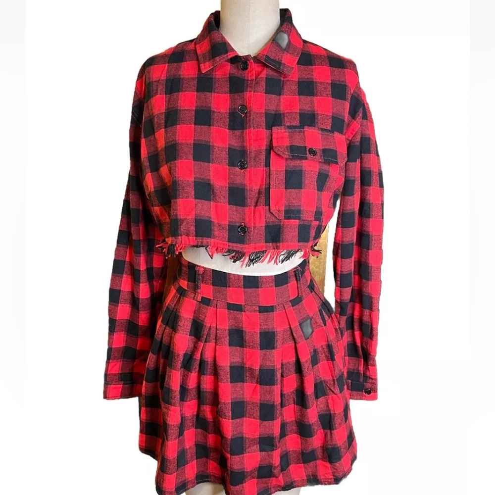 Fashion Nova Flannel Shirt 2 piece set Size M Red & Black buffalo check FALL